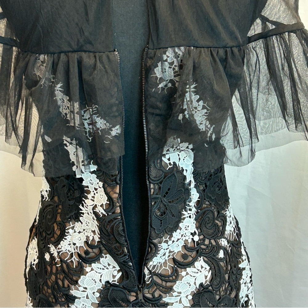 Self-portrait black white floral vine mini dress mesh tulle short sleeve crochet - Picture 6 of 16